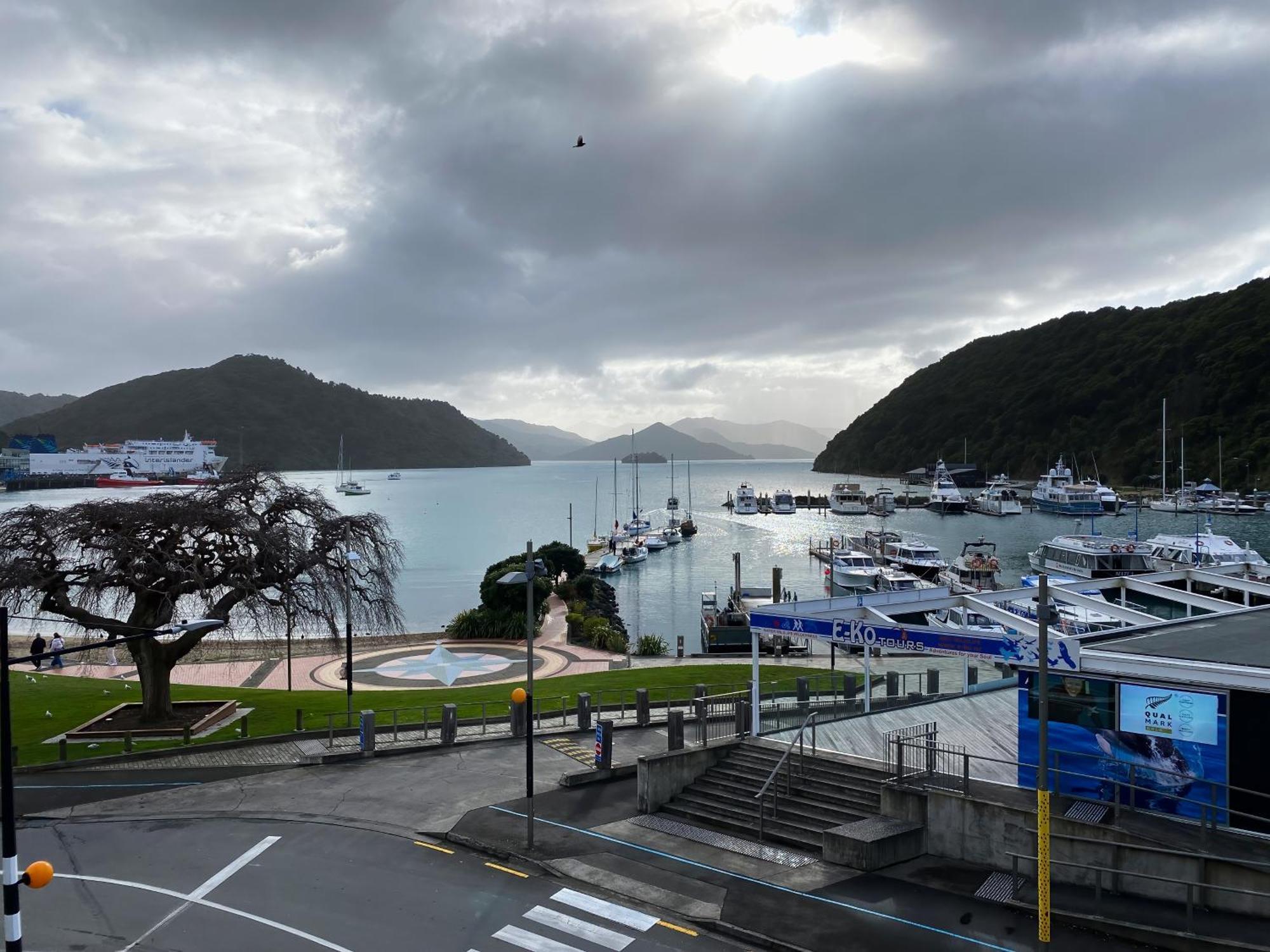 Picton Waterfront Apartments Экстерьер фото