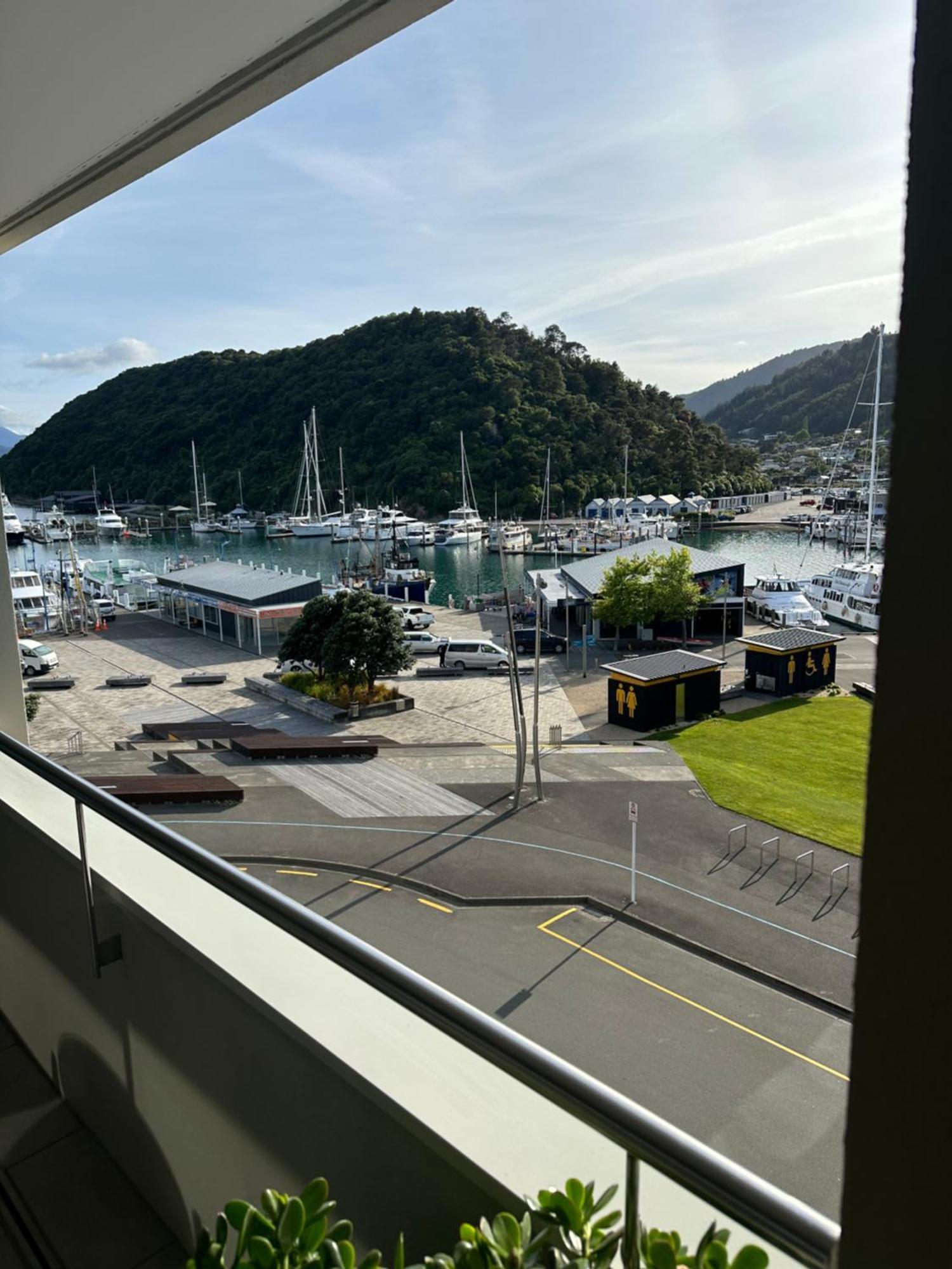 Picton Waterfront Apartments Экстерьер фото
